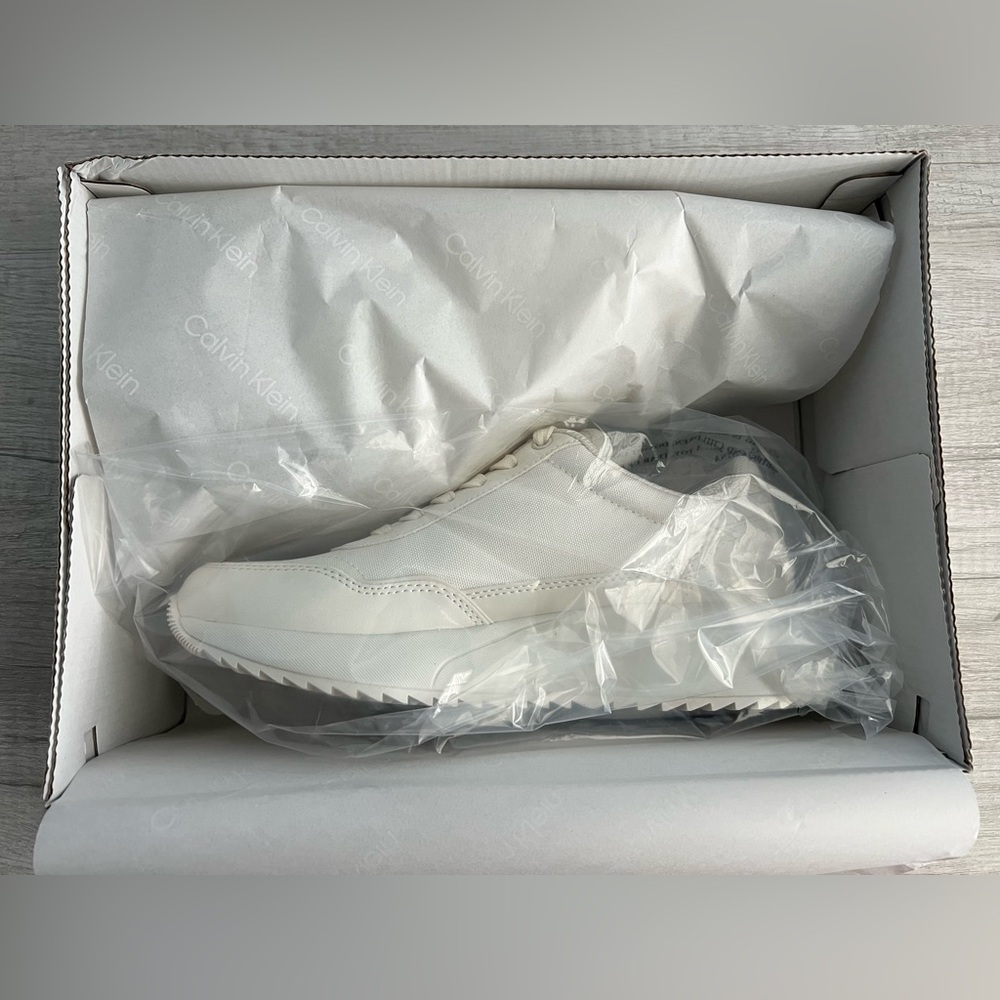 Calvin Klein Women's Pippy Lace-Up Platform Casual Sneakers Size 10 Ivory - Picture 10 of 12